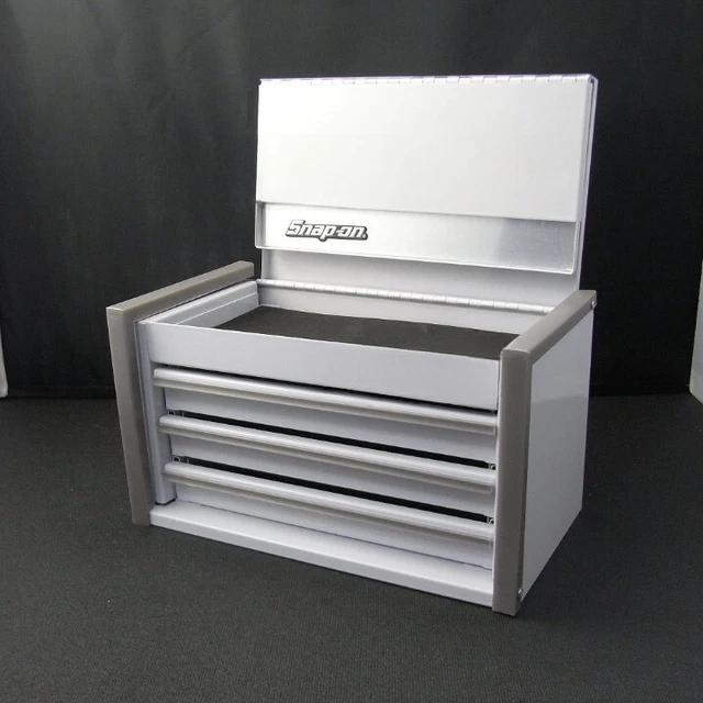 Snap on clearance jewelry box