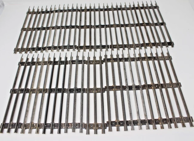 19 Matching Lionel Vintage O27 Black Tie 3 rail 9" Straight Track Used