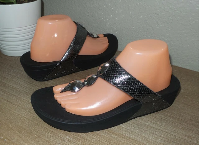 Women's FitFlop Petra Toe Post Sandals Size US 10 EU 42 Pewter 2