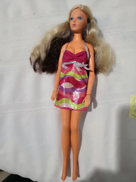 Vintage Tuesday Taylor Doll Ideal 1975 Hong Kong - Swivel Scalp Blond Brown Hair
