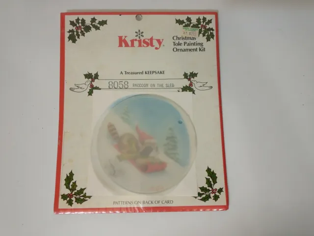 Kit de adorno de pintura con tole de Navidad retro de colección de los años 70 #8058 mapache en trineo nuevo de lote antiguo