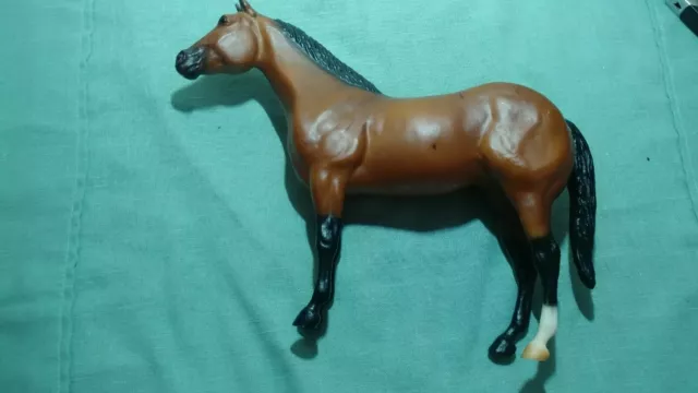 Vintage Breyer Molded Co. Suzanne Fiedler Brown Horse 3 Black Feet Mane