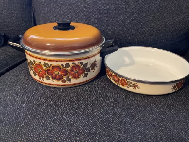 https://www.picclickimg.com/ADkAAOSw1RdlFJI~/Vintage-1970s-Harvest-Blossom-Porcelain-Enamel-Cookware-3.webp