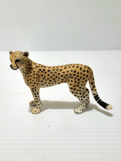 Schleich Female CHEETAH Adult 14614 Animal Figure 2009 Retired D-73527 Am Limes