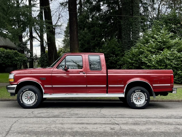 1993 Ford F-150 XLT HD 4X4 V8