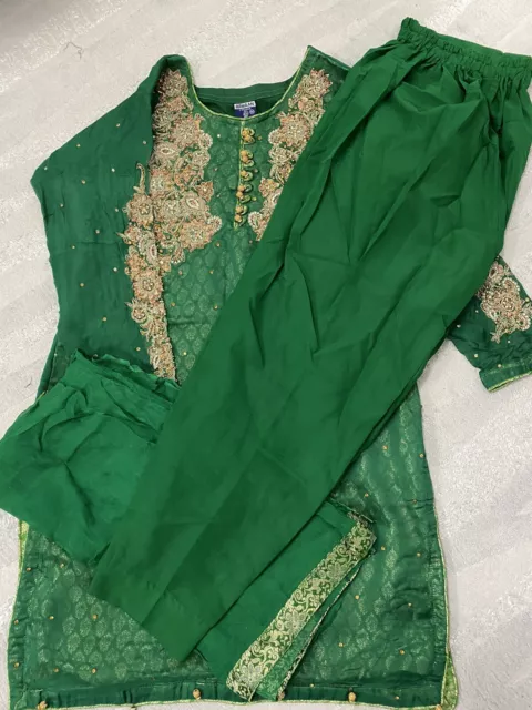 Pakistani Indian Shalwar Kameez Lengha Saree Sari Suit
