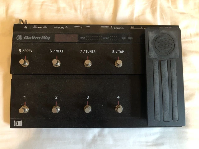 NATIVE INSTRUMENTS RIG Kontrol 3 Plus Guitar Rig 4 Pro Software