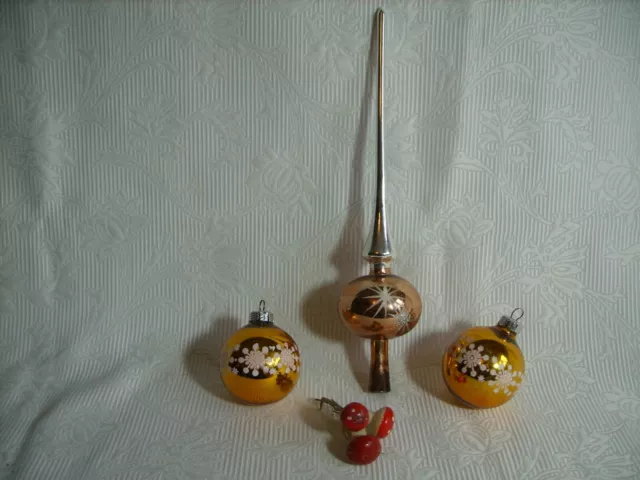 alter Christbaumschmuck 1 Spitze, 2 Kugeln u. 3 Fliegenpilze  Weihnachten