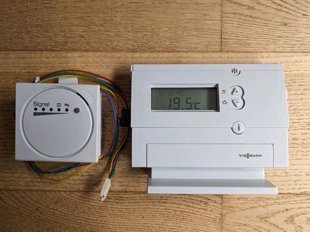 VIESSMANN VITOTROL 100 UTD-RF clock thermostat and wireless receiver £