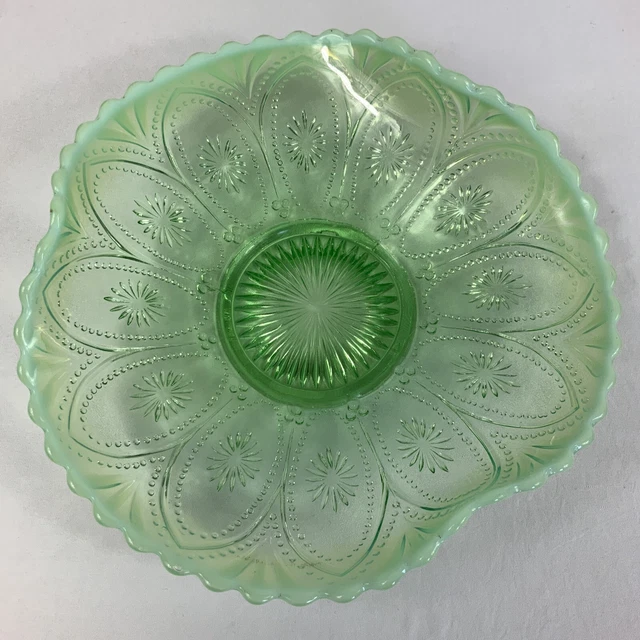 Vintage Northwood Spokes & Wheels Opalescent Green Glass Trinket Dish 8” Read