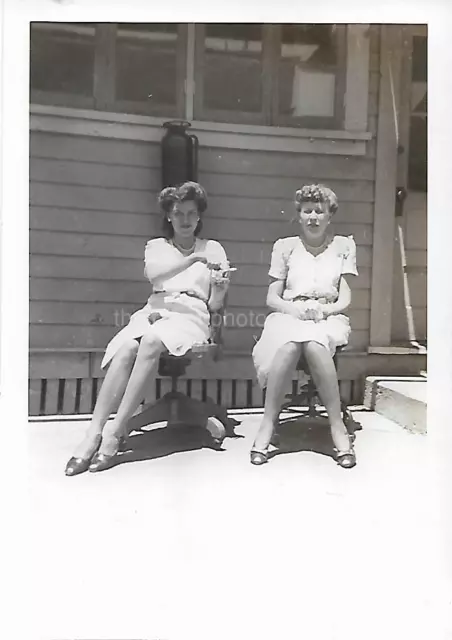 1940's WOMEN Vintage FOUND PHOTOGRAPH bw FREE SHIPPING Original Snapshot 04 8 Z