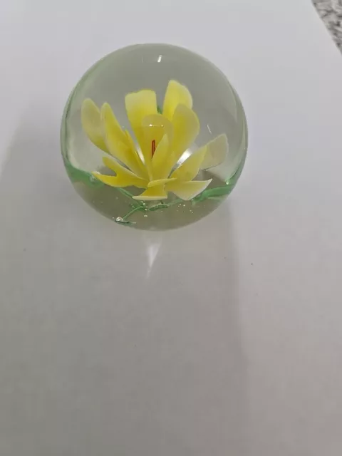 Vintage Art Glass White/yellow Flower Paperweight