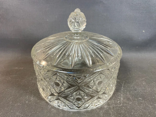Cloche à Fromage Ou Dessert En Cristal Moulé Motif Fleurs - Vintage Déco