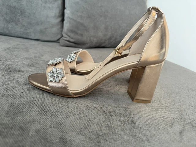 FAITH ROSE GOLD And Gem Stone Shoes Size 6. Brand New Never Worn