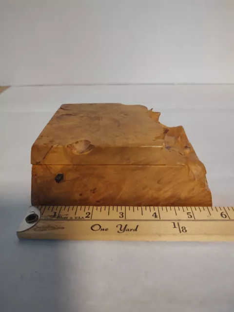 Beautiful Vintage 1983 MICHAEL ELKAN (1942-2014) Live Edge Burl Wood Trinket Box