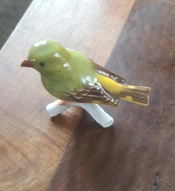 Oiseau En Porcelaine Polychrome Marquage Goebel