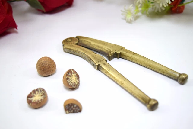Indian Vintage Decorative Brass Betel Nut Cracker Home Multi Utility. i12-161 2
