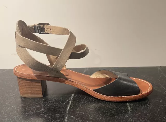 Via Spiga sandal block heel black and beige size 9.5