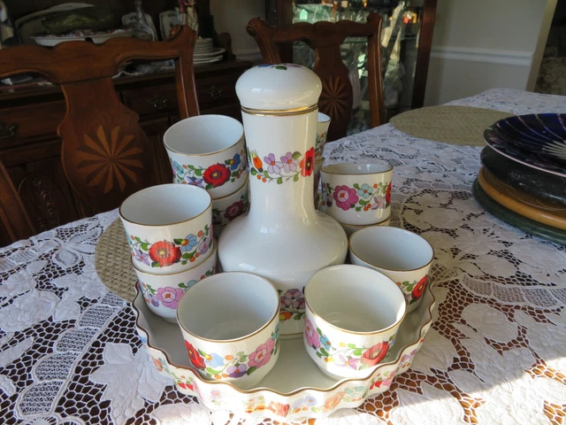 Beautiful Kalocsa Porcelain water / wine  Jug with top & cups 11 with a tray 2