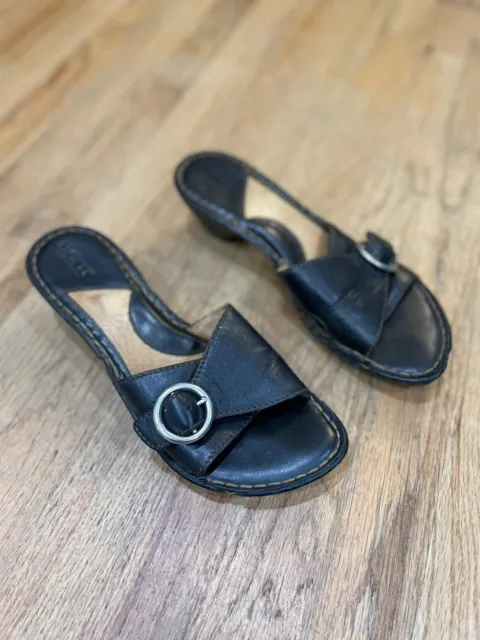 BORN Leather Slides Sandals.  Black.  Buckle.  Size Women's 9 Wedge Heel