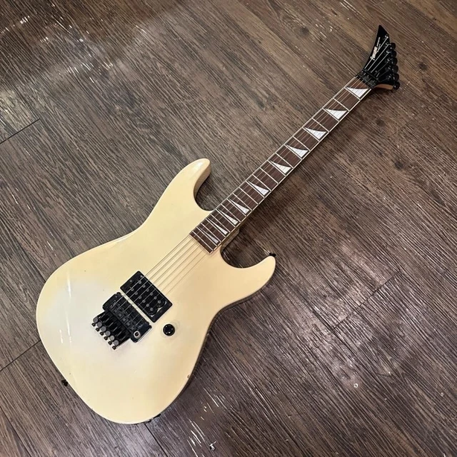 FERNANDES LIMITED EDITION STJ-90 Guitar Vintage White From