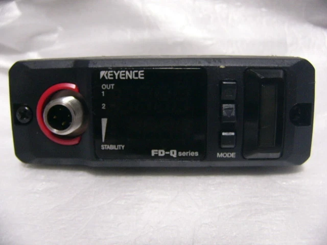 KEYENCE FD-Q10C Clamp-on type flow sensor power distribution supplies