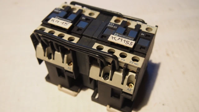 RELAIS inverseur TELEMECANIQUE LC2  D09 01 F7 110VAC