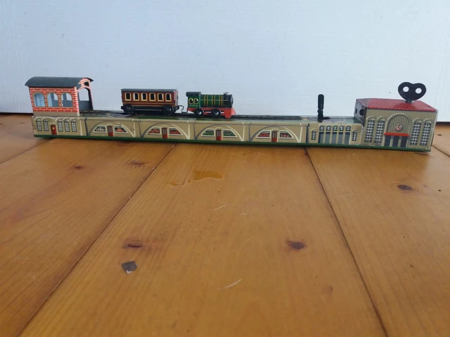 Ancien Train Mécanique En Tôle Lithographiée – GEM 1940/50 – Dans Sa Boîte