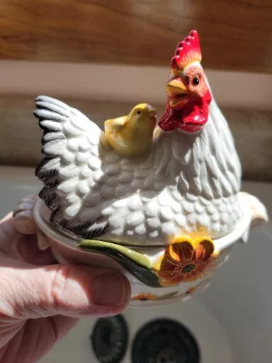 Fitz & Floyd Chanteclair Ceramic Chicken/Rooster/Chick Covered Dish