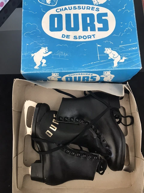 Paire de patins à glace noir