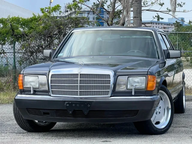 1991 Mercedes-Benz S-Class
