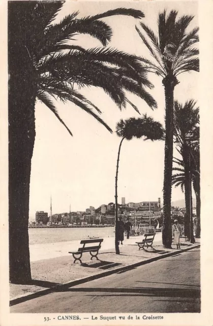 CANNES  - Le Suquet vu de la Croisette -