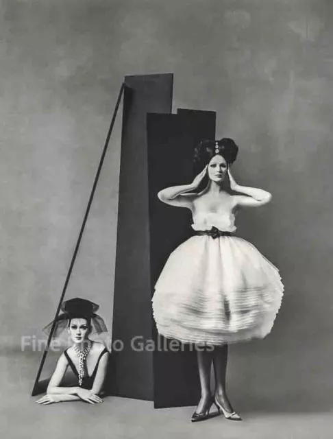 1958 Vintage RICHARD AVEDON Female Fashion Dovima And Betsy Duotone Photo Art