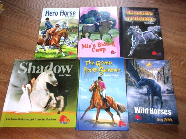 Pony Club Shadow Dreams Demons Green Summer Hero Wild Mia's Camp Horse Book Lot