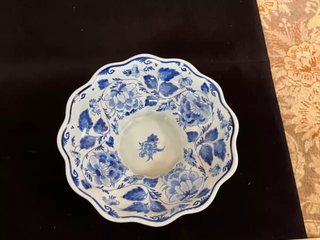 Vintage Royal Delft Pedestal Footed Bowl 9’dia  Blue & White