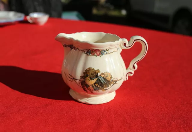 petit pot creme ou lait OBERNAI sarreguemines ancien décor chapeau