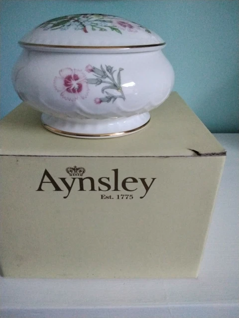 NEW Aynsley bone china Wild Tudor lidded trinket box, boxed, made in England