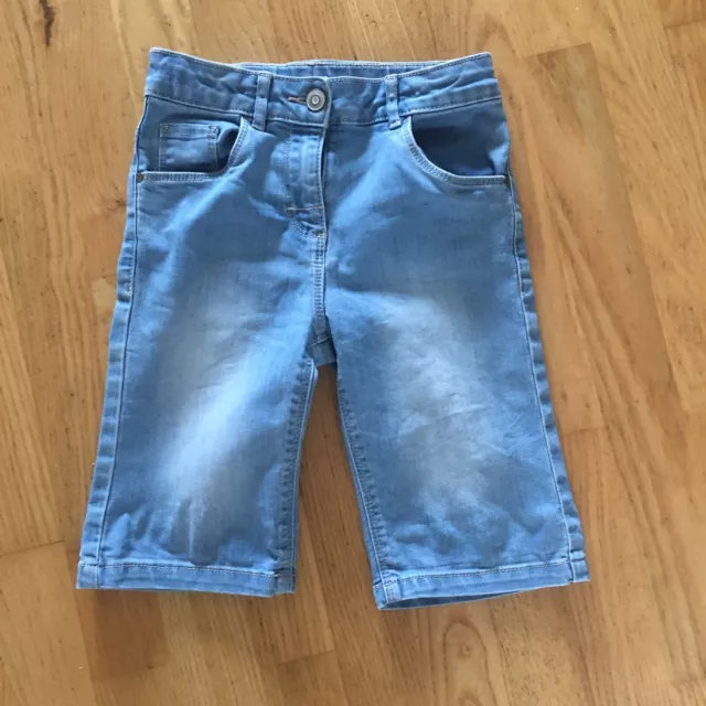 Pantaloni/pantaloncini in denim tagliati noce moscata età 7-8 anni