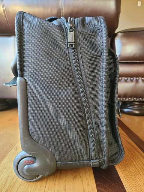TUMI Wheeled Expandable Laptop Compter Breif Case Rolling Business Travel Bag 3