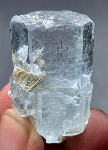 176 Cts Beautiful Amazing Aquamarine Crystal Specimen From Skardu pakistan