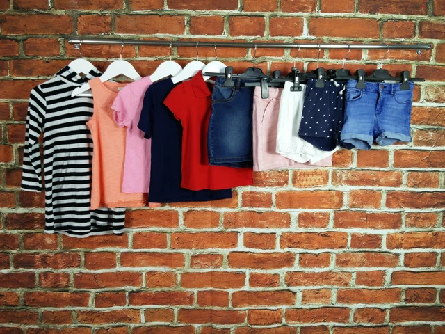 Pacchetto Bambina Età 4-5 Anni Gap H&M Ecc. Pantaloncini Gonne Magliette Top Beach Polo 110Cm