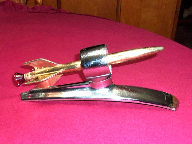 1949-50 Ford Rocket Hood Ornament Used Rare Flathead Hot Rat Rod