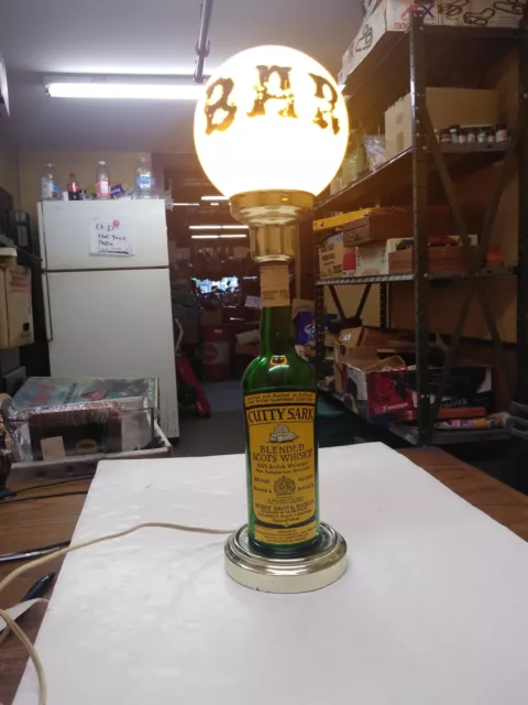 VTG Cutty Sark Blended Scots Whiskey Bottle Yellow Light Bar Room Lamp Man Cave