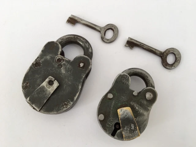 Ancien Verrou De Porte En Métal - Occasion En Bon état - Sans Marque
