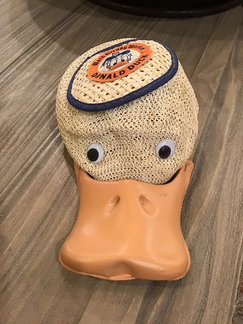 Vintage 1970s Disney Donald Duck Mesh Hat Squeaking Bill Kids Disney World