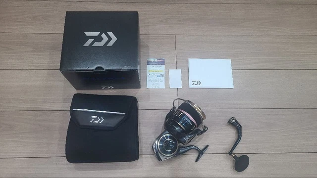 DAIWA 26 SALTIGA 30000 Varivas SI-X 12号 400m Línea Incluida EUR