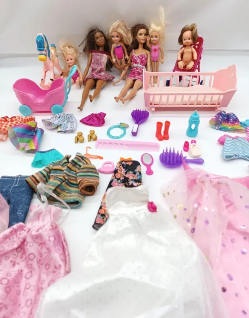 Kleines Barbie-Konvolut mit 6 Puppen und viel Zubehör