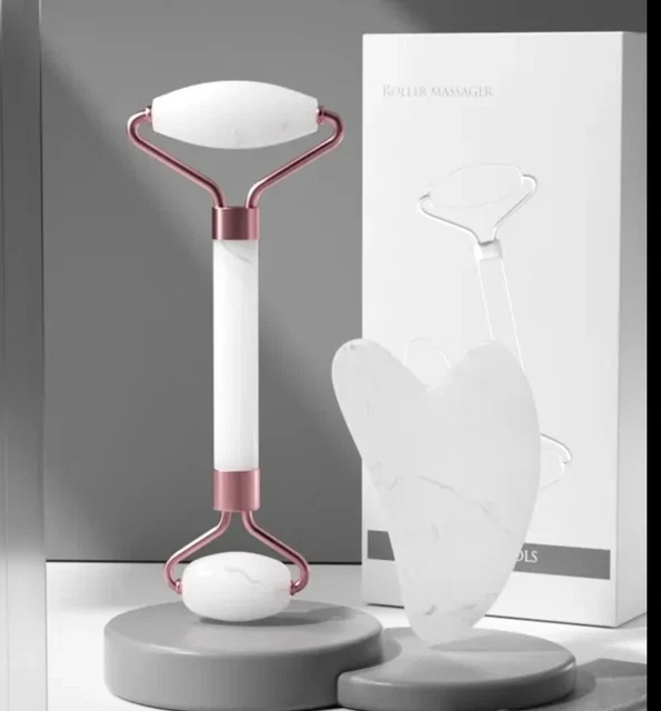 Masseur Rouleau de visage Gua Sha Double tète Rouleau de pierre de jade Soins