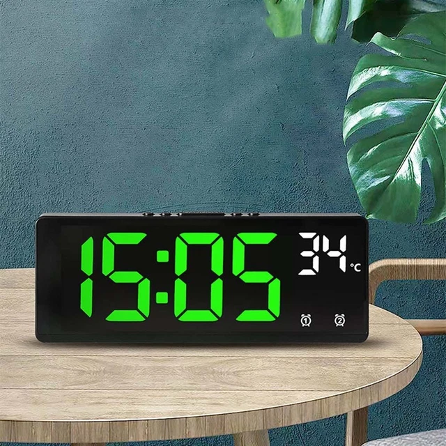 rockible Orologio Elettronico con Numeri Grandi Snooze USB Ampio Display a Allarmi Calendario Luminosità Regolabile Alla Scrivania, rosso