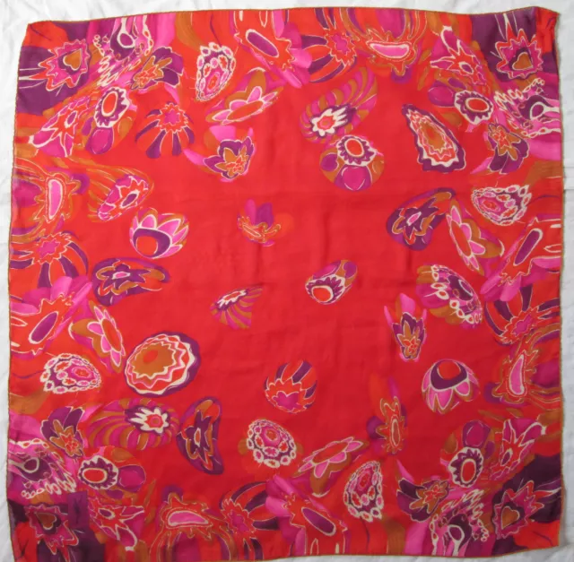 - foulard en mousseline YVES SAINT LAURENT  soie  TBEG vintage scarf  88 x 88 cm